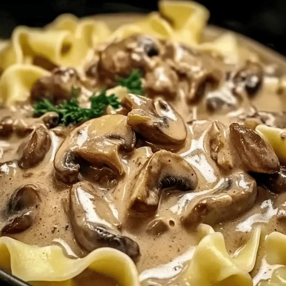 Gordon Ramsay Beef Stroganoff: Comfort Food in 35 Minutes 4 Gordon Ramsay Beef Stroganoff