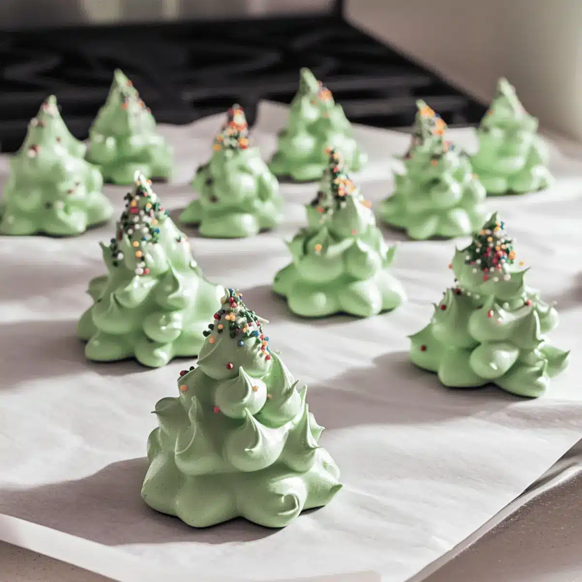 Whip Up Adorable Meringue Christmas Trees for Festive Joy 1 Meringue Christmas Trees gus1ky